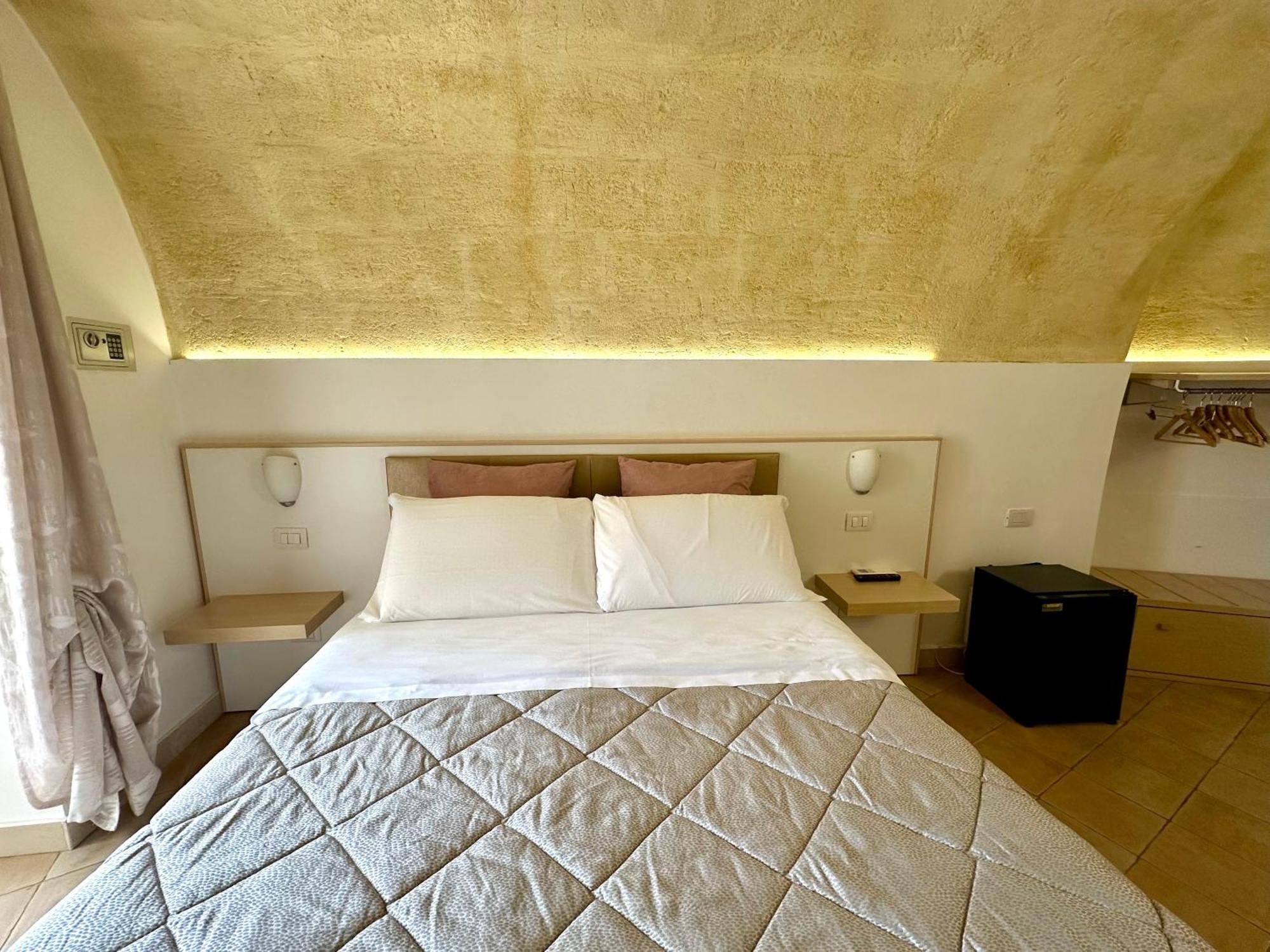 Il Sorriso Dei Sassi Rooms Matera Exterior foto
